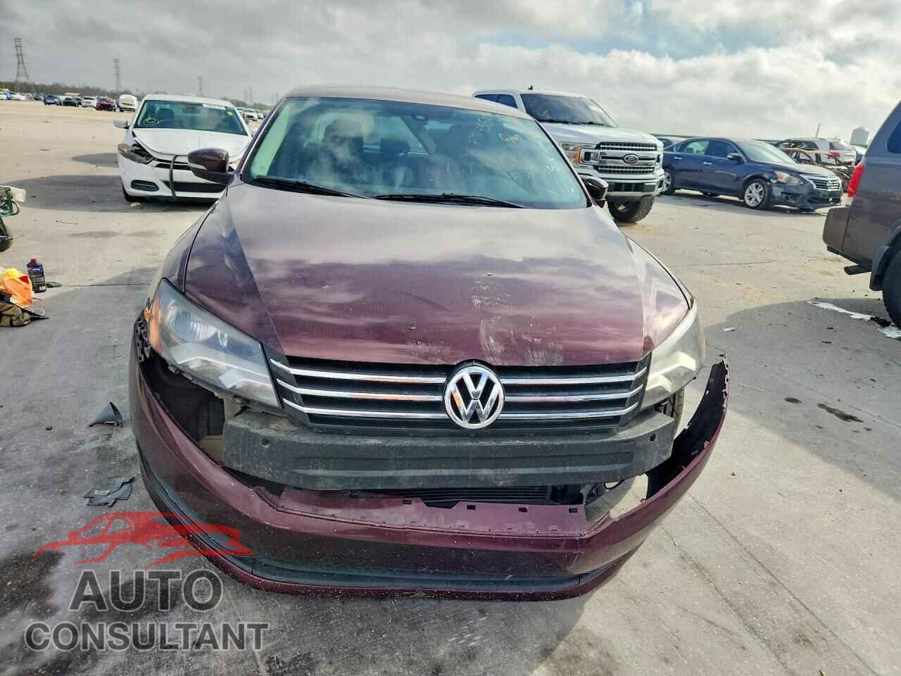 VOLKSWAGEN PASSAT 2014 - 1VWAT7A32EC054836