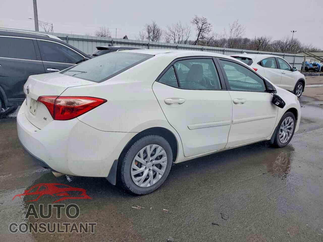 TOYOTA COROLLA 2017 - 2T1BURHE7HC811328