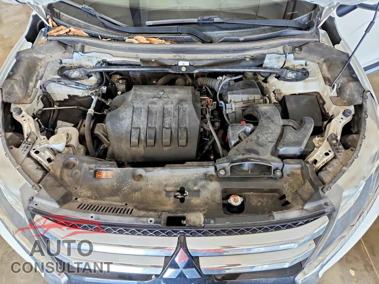 MITSUBISHI ECLIPSE 2018 - JA4AT5AA5JZ051419