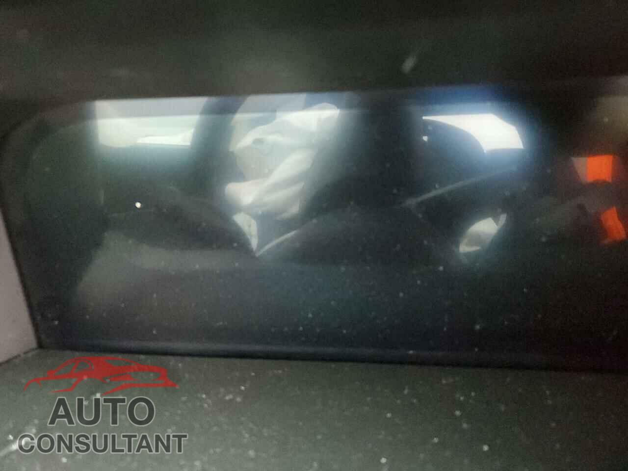 KIA SORENTO 2023 - 5XYRKDLF9PG207533