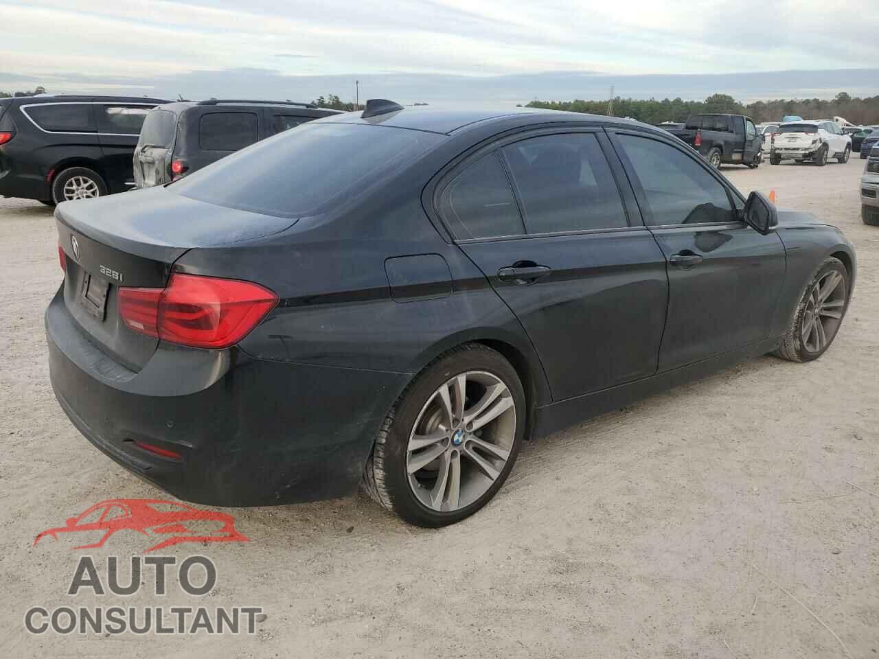 BMW 3 SERIES 2016 - WBA8E9G5XGNU28808