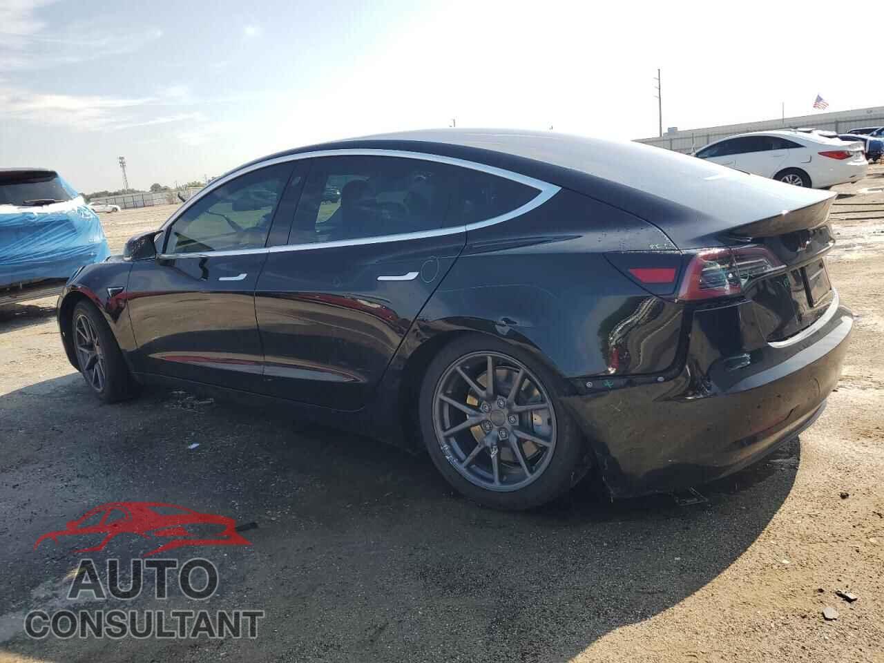 TESLA MODEL 3 2018 - 5YJ3E1EA3JF044745