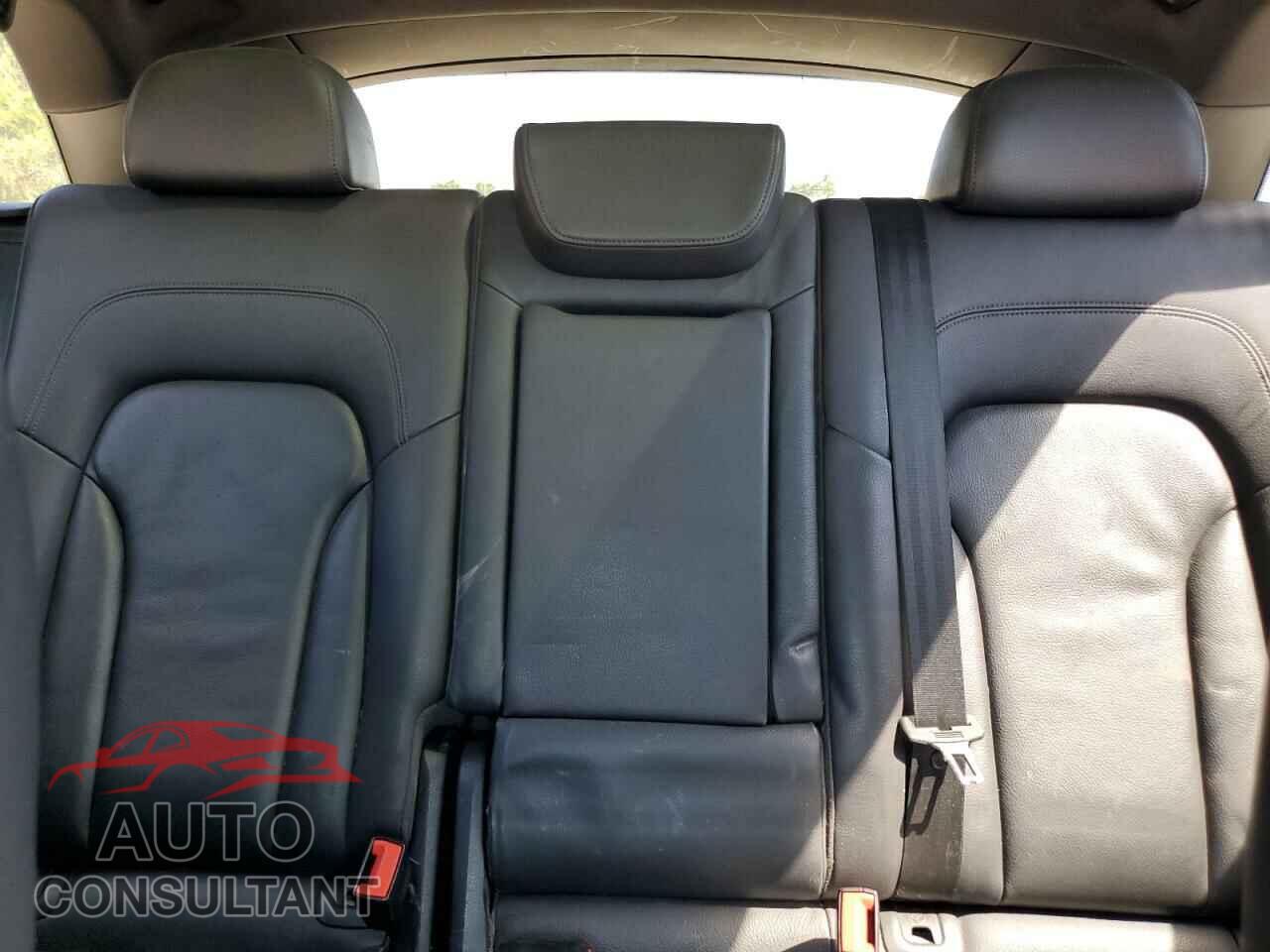 AUDI Q5 2017 - WA1M2AFP6HA041500