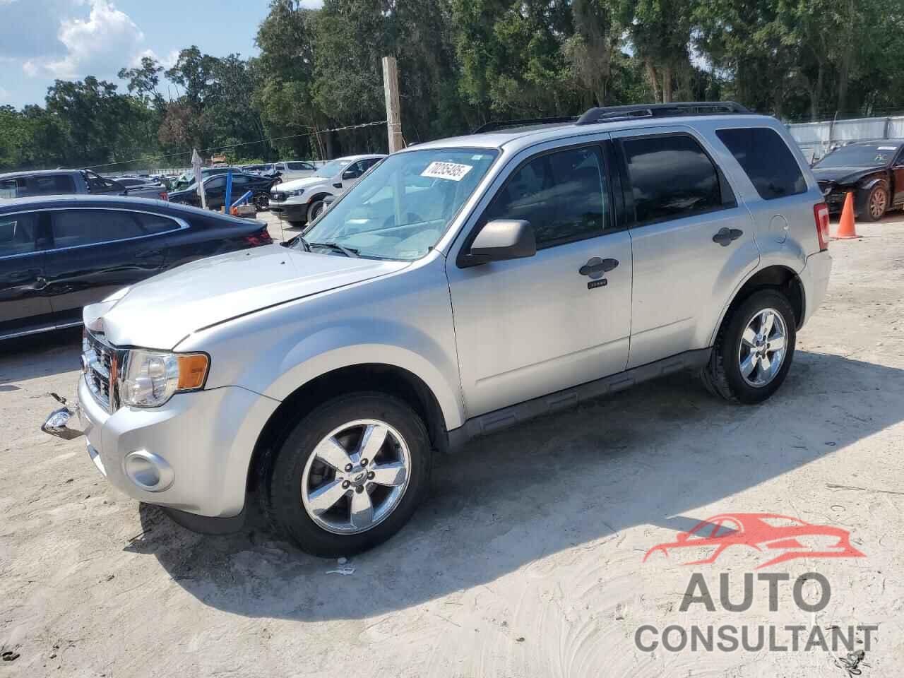 FORD ESCAPE 2010 - 1FMCU0D72AKA69895
