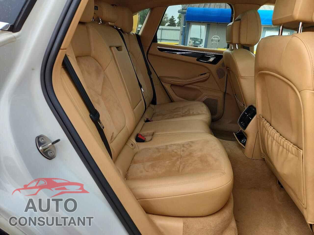 PORSCHE MACAN 2016 - WP1AB2A52GLB44919