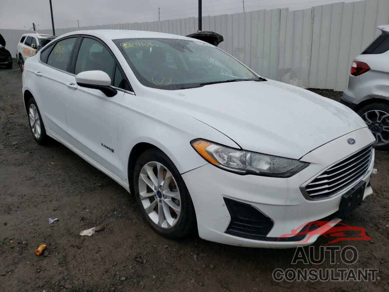 FORD FUSION 2019 - 3FA6P0LU5KR242196