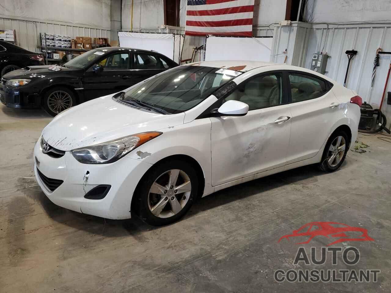 HYUNDAI ELANTRA 2013 - 5NPDH4AE5DH371353