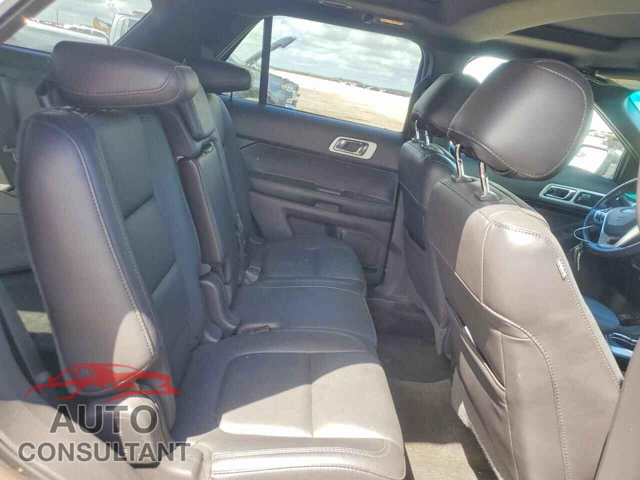 FORD EXPLORER 2015 - 1FM5K7F87FGB26955