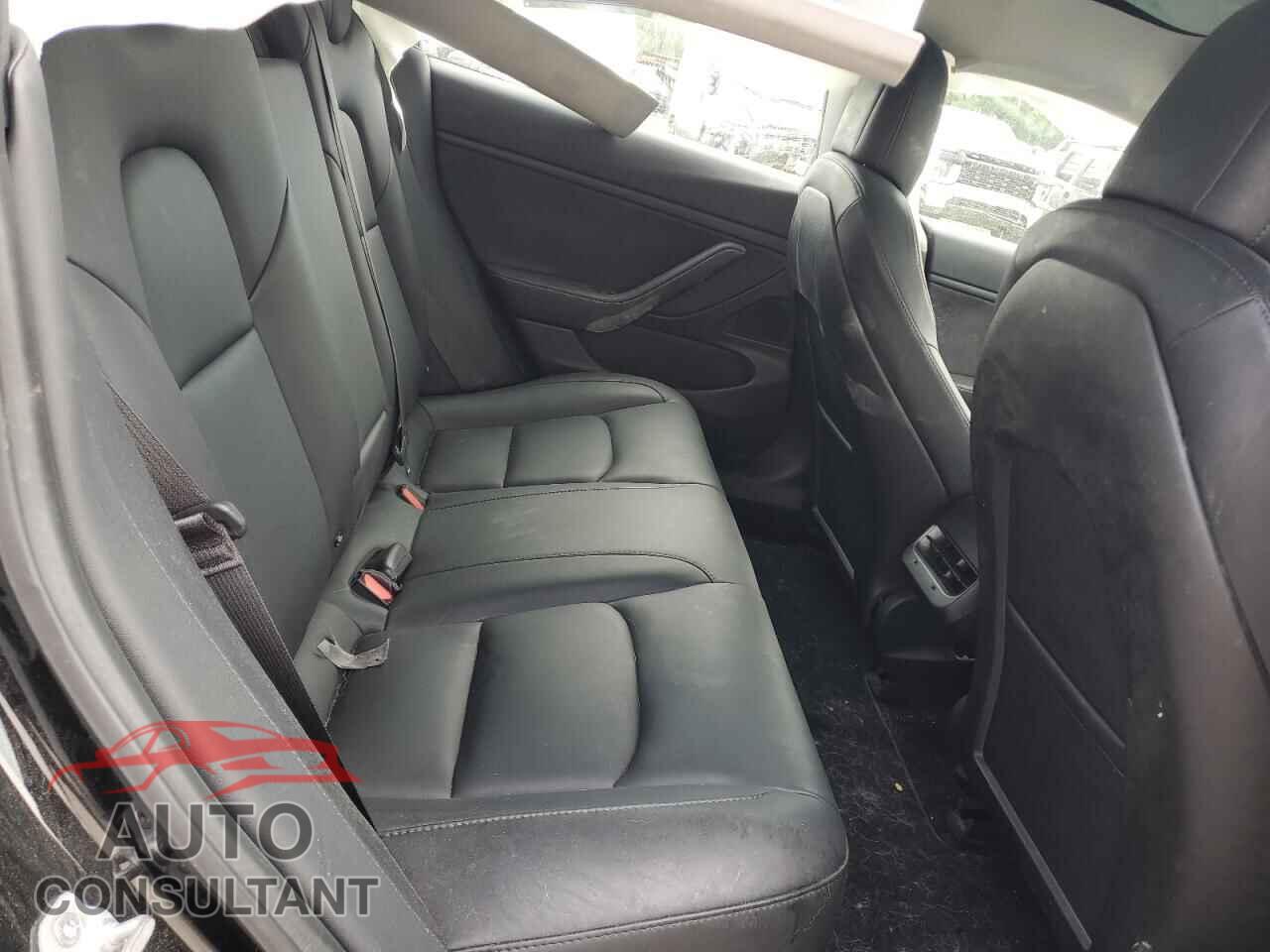 TESLA MODEL 3 2018 - 5YJ3E1EB4JF113452