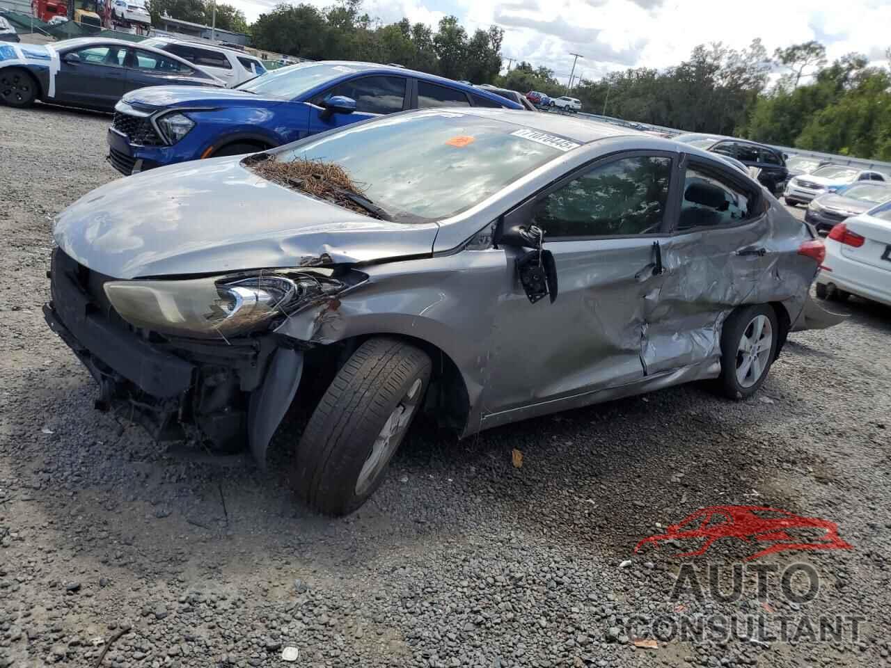 HYUNDAI ELANTRA 2013 - KMHDH4AE7DU910444