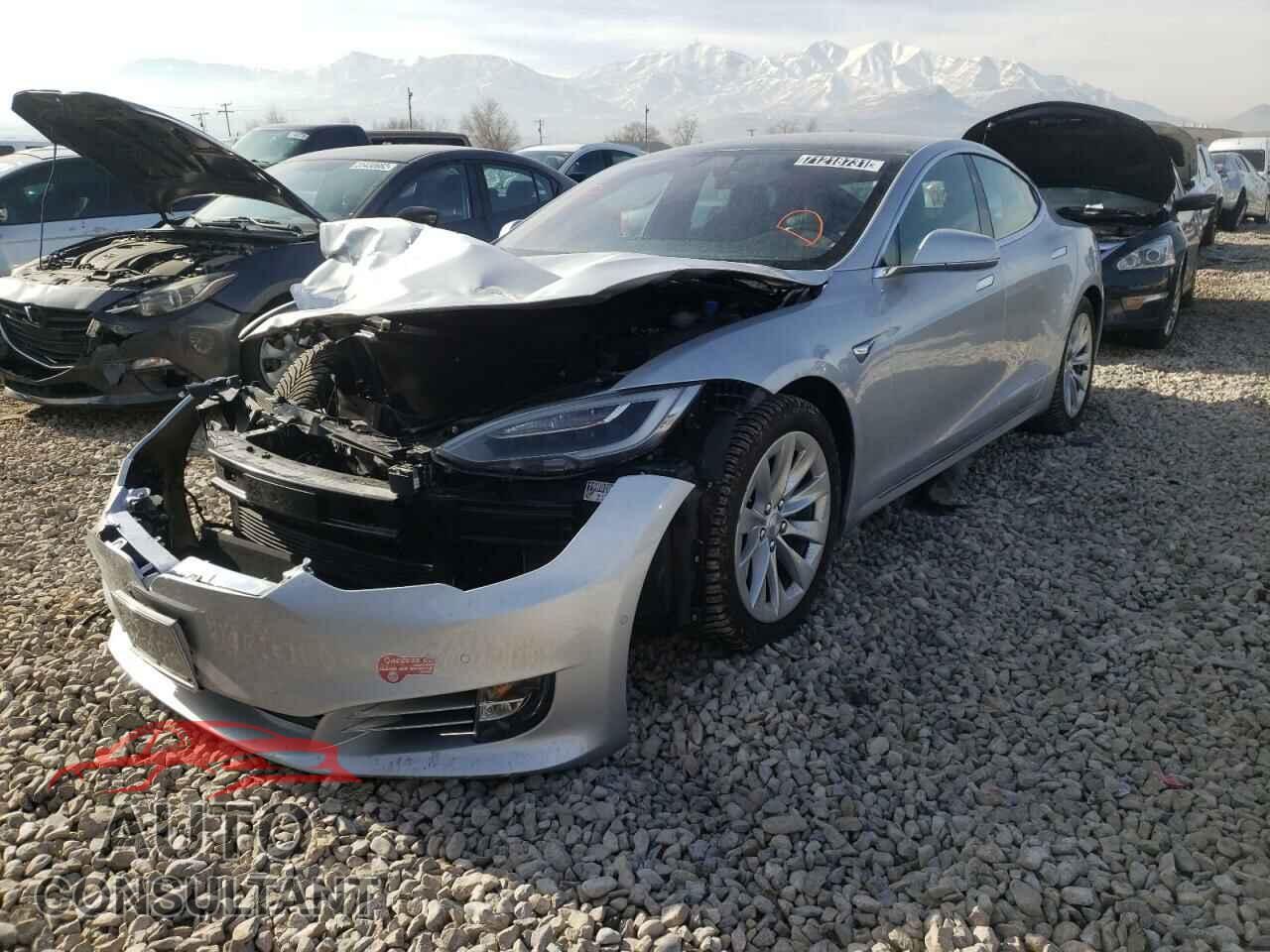 TESLA MODEL S 2017 - 5YJSA1E12HF202669