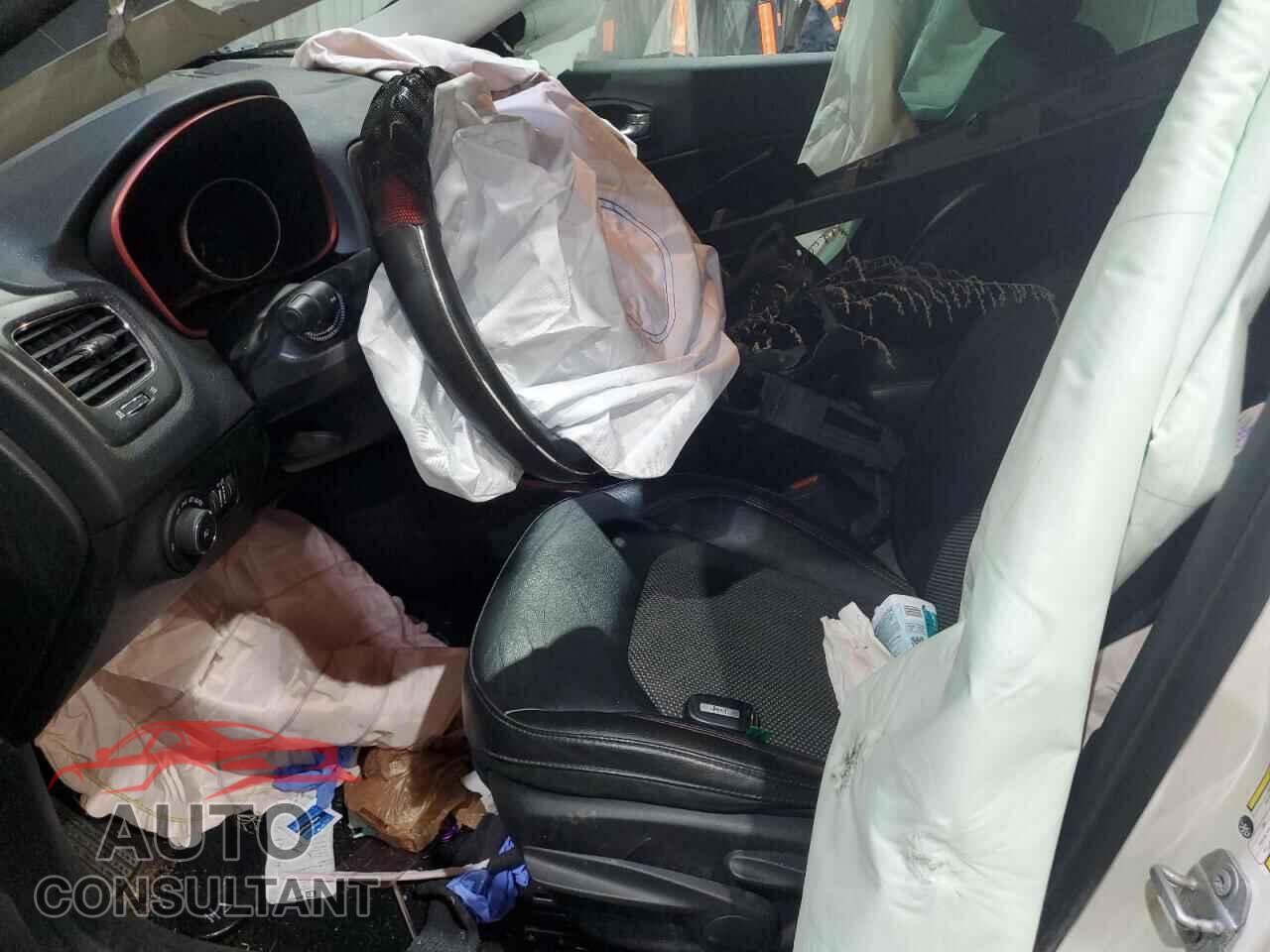 JEEP COMPASS 2020 - 3C4NJDDB7LT171471