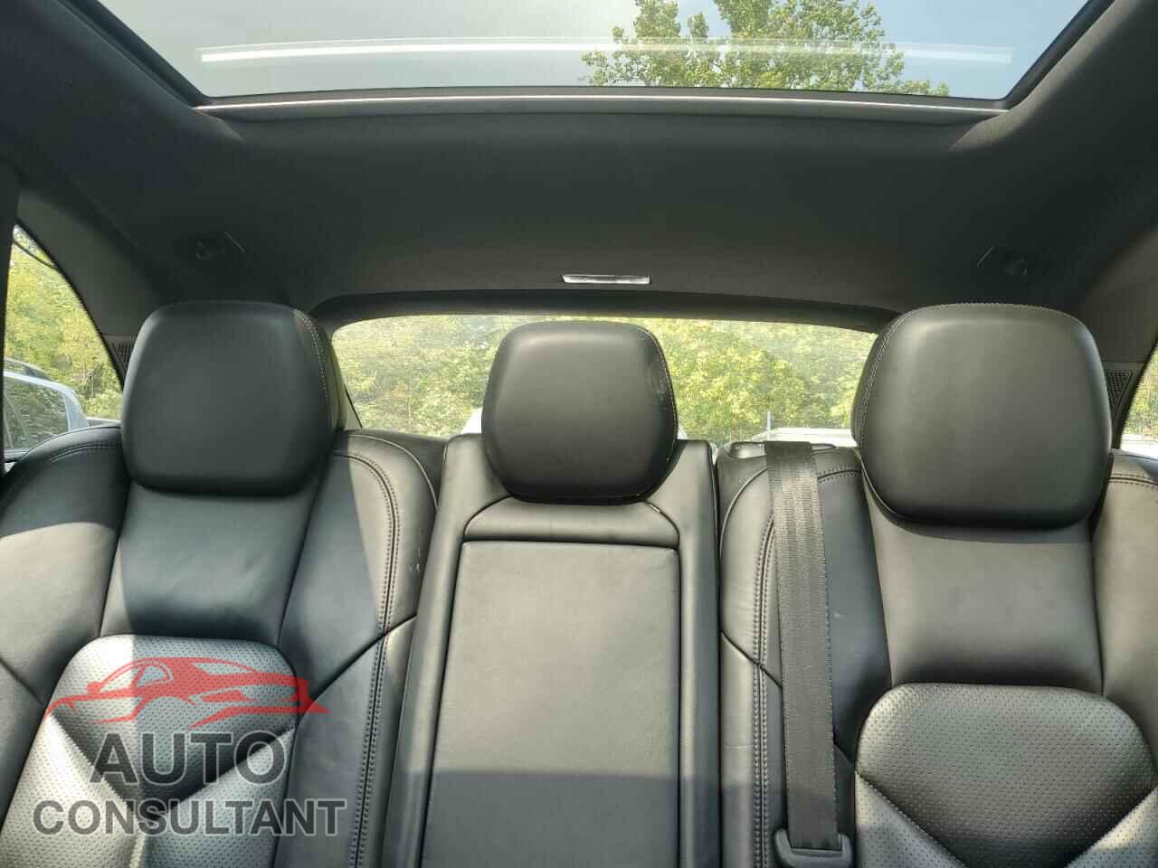 PORSCHE CAYENNE 2015 - WP1AE2A27FLA53530