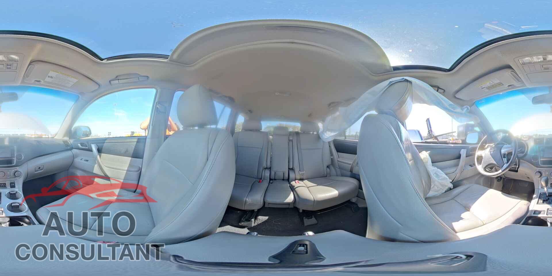 TOYOTA HIGHLANDER 2013 - 5TDBK3EH8DS200243