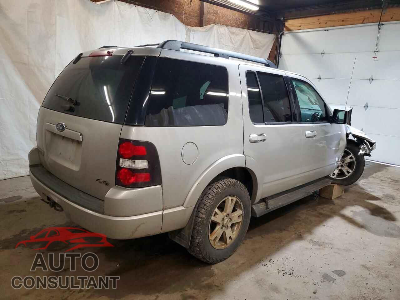 FORD EXPLORER 2009 - 1FMEU73E89UA27720