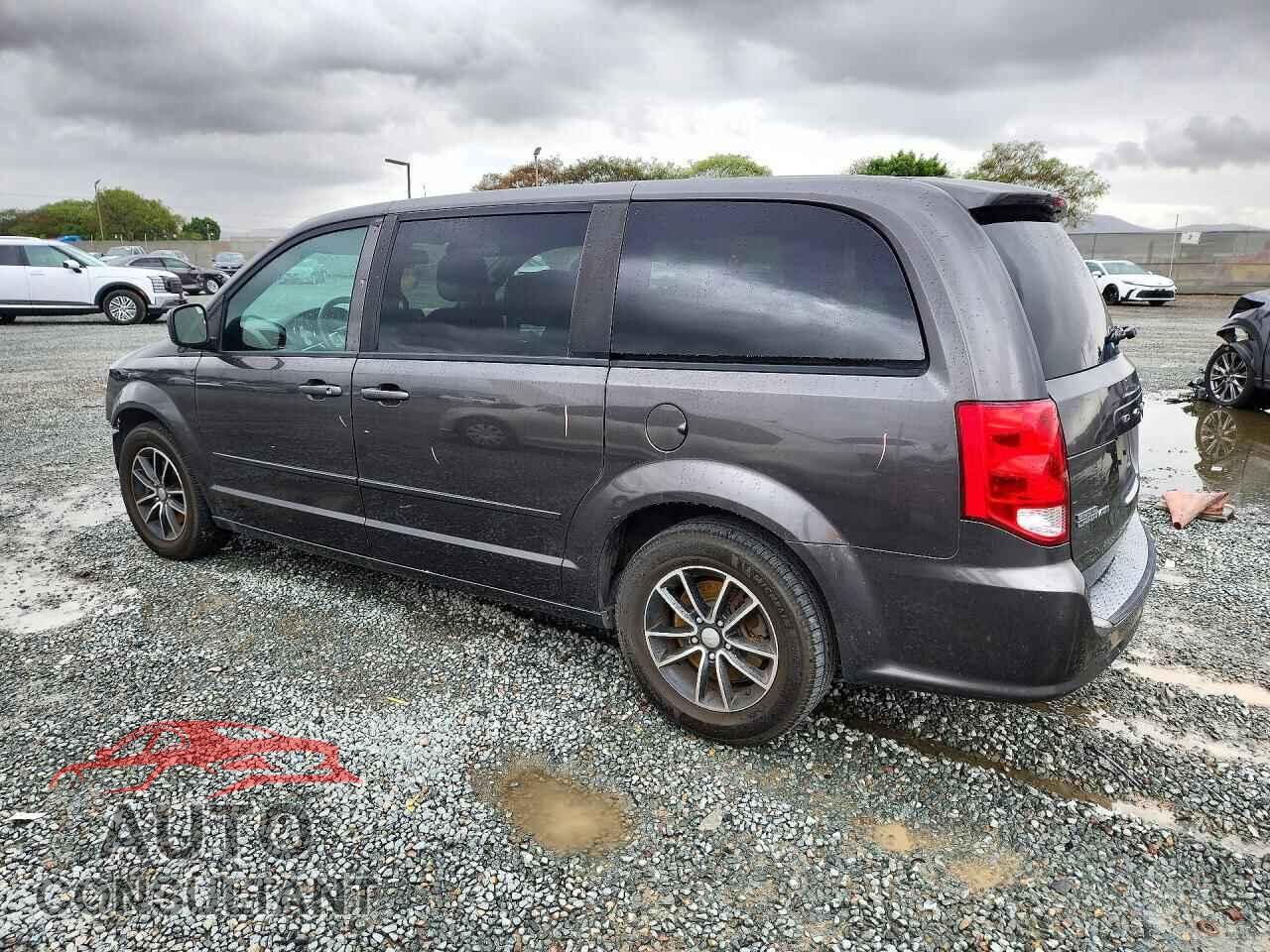 DODGE CARAVAN 2015 - 2C4RDGCG8FR635009