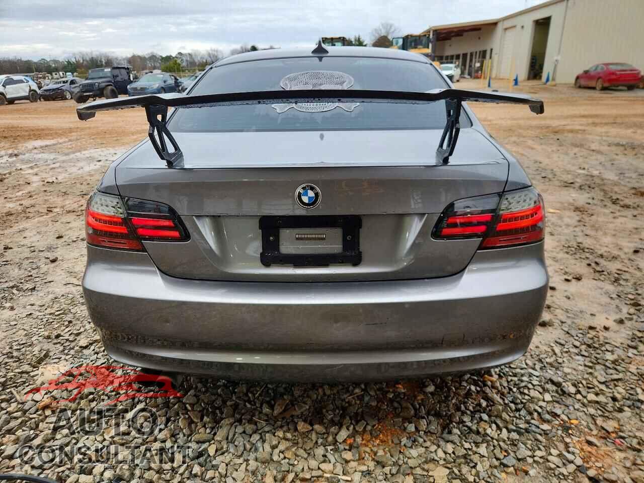 BMW 3 SERIES 2011 - WBAKE5C55BE429975