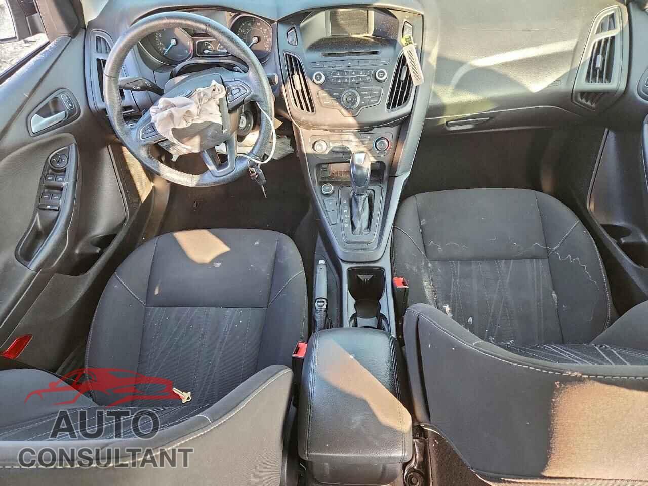 FORD FOCUS 2016 - 1FADP3F21GL328940