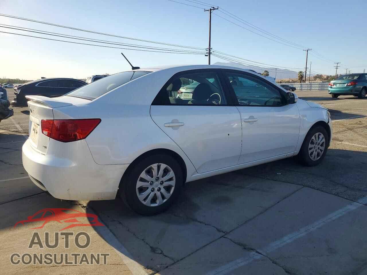 KIA FORTE 2012 - KNAFU4A20C5589092