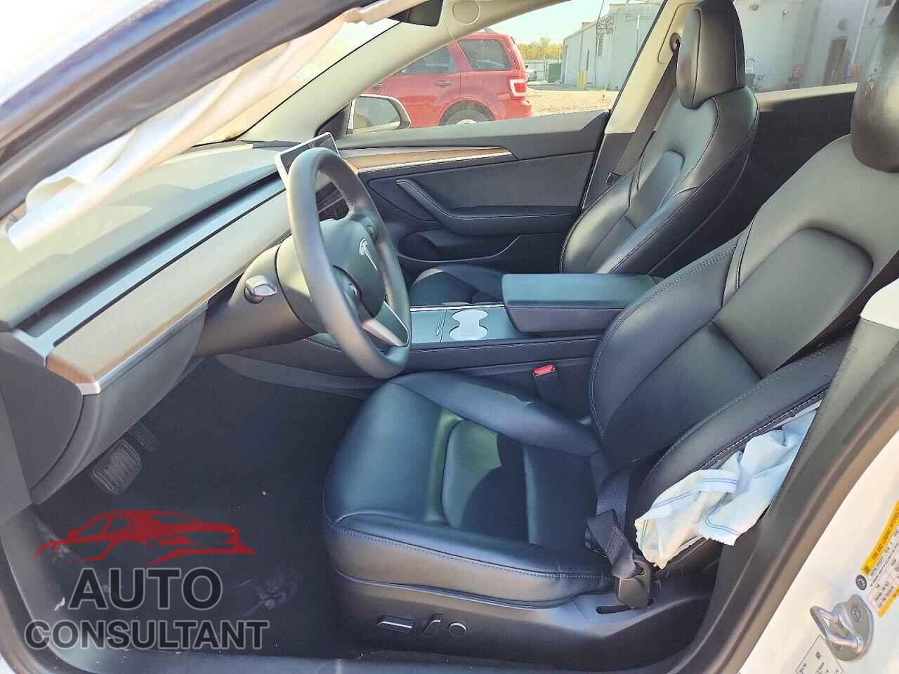TESLA MODEL 3 2023 - 5YJ3E1EA8PF499681