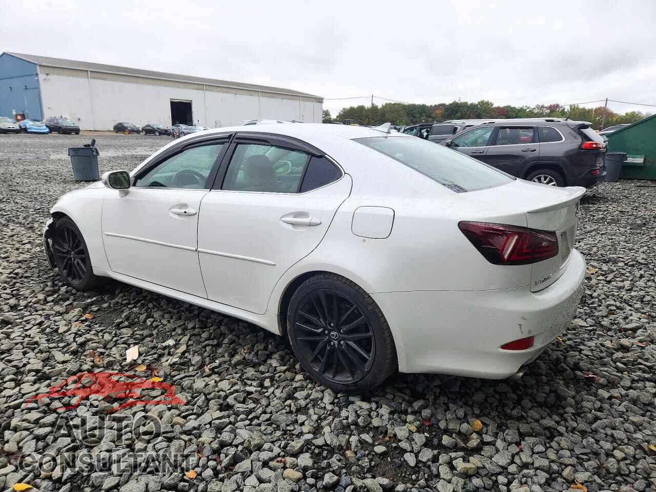 LEXUS IS 2010 - JTHCF5C24A2033741