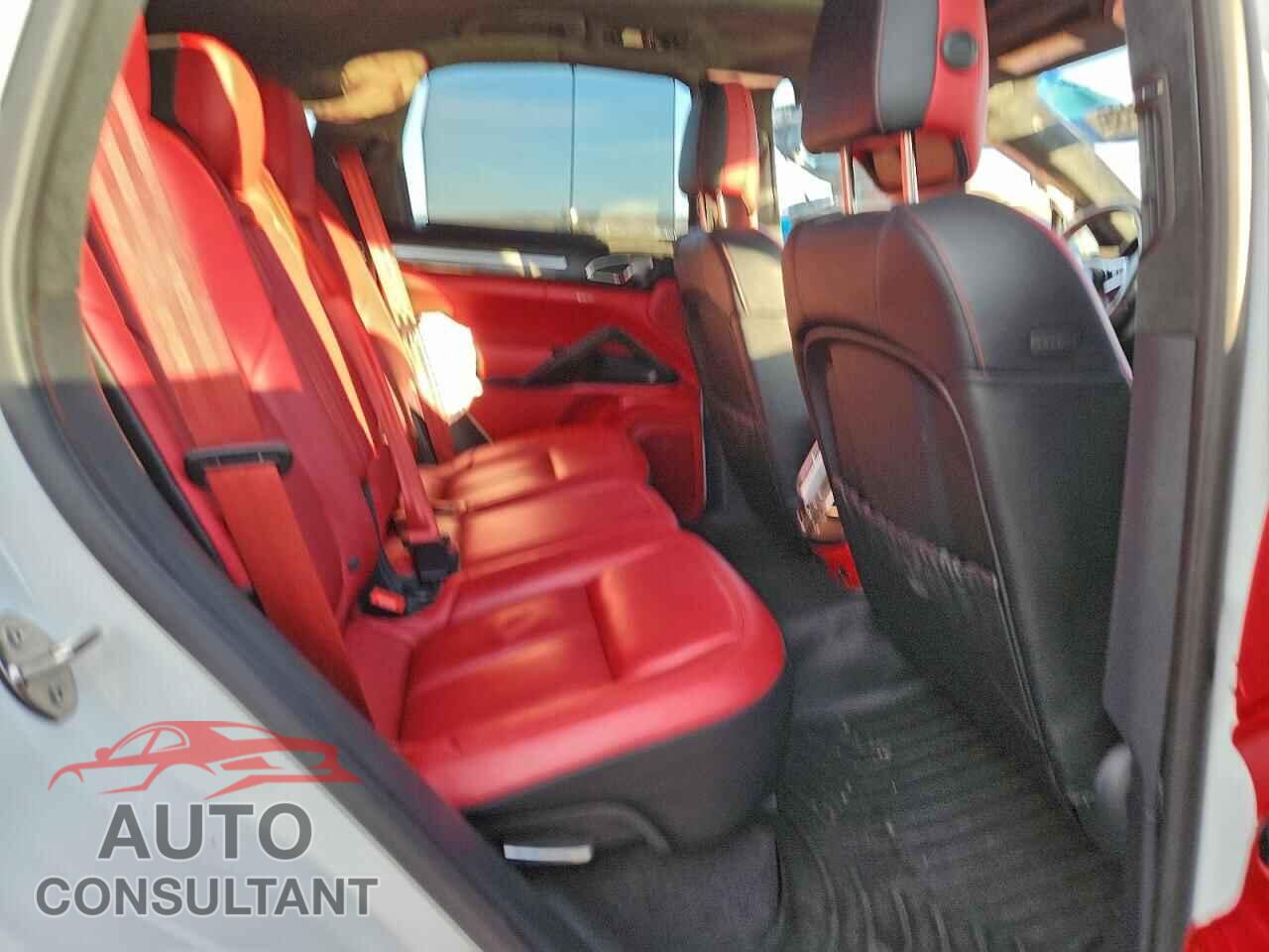 PORSCHE CAYENNE 2016 - WP1AC2A2XGLA86190