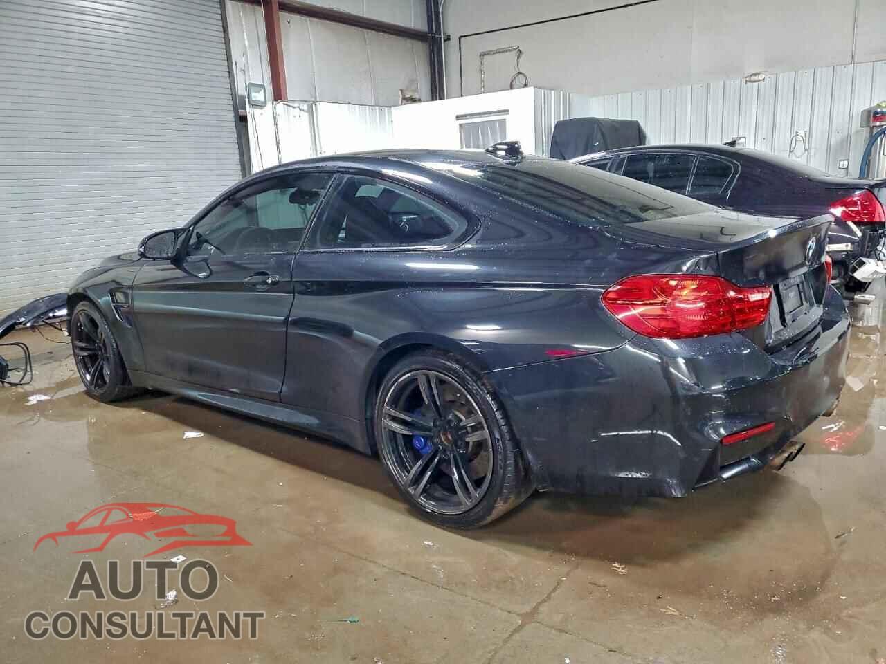 BMW M4 2016 - WBS3R9C54GK337065