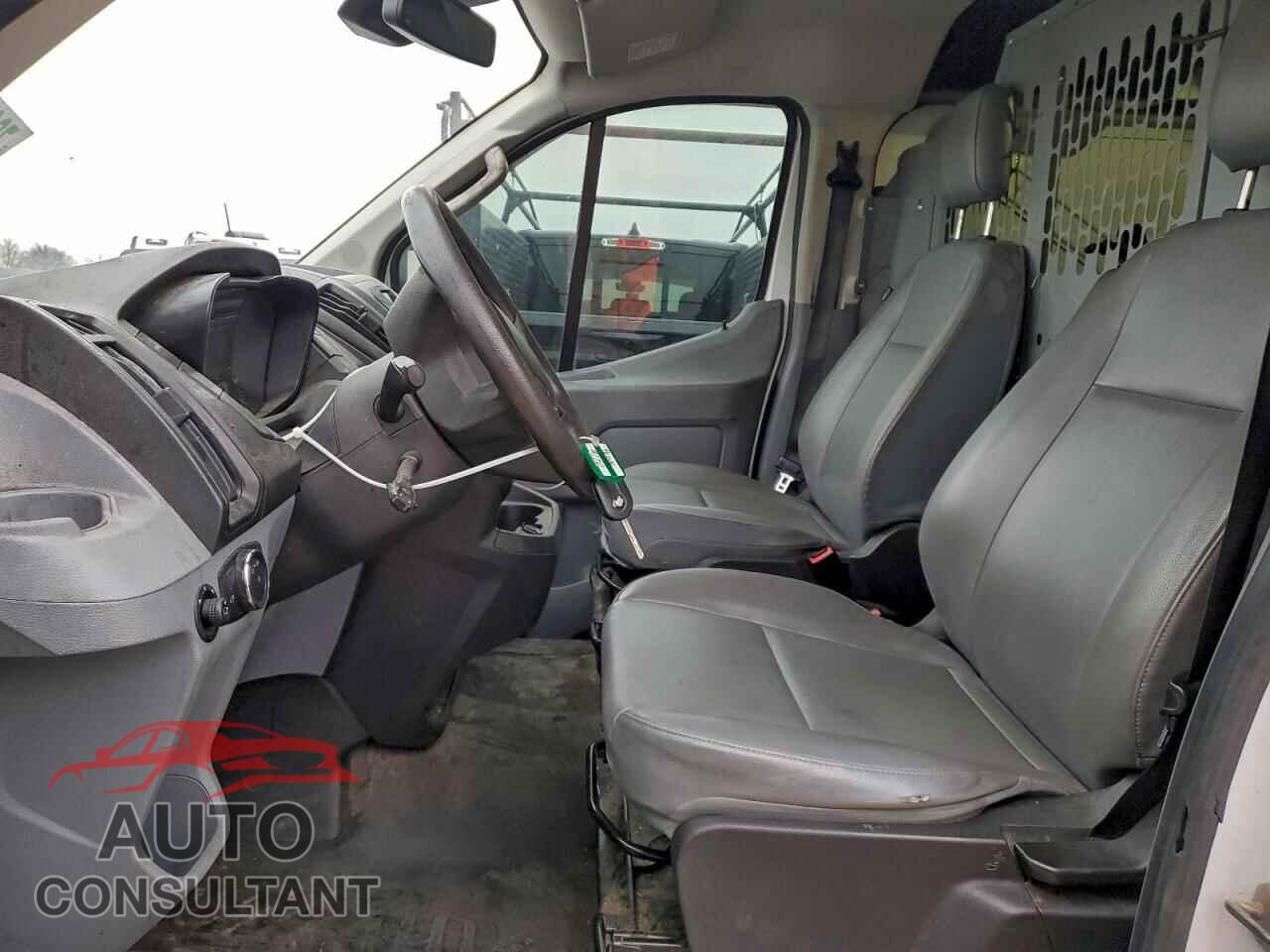 FORD TRANSIT 2017 - 1FTYR2YM6HKB06609