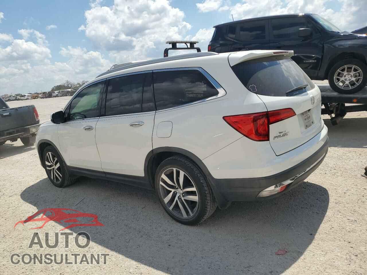 HONDA PILOT 2016 - 5FNYF5H92GB019873
