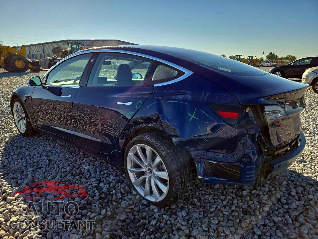 TESLA MODEL 3 2018 - 5YJ3E1EB0JF117398
