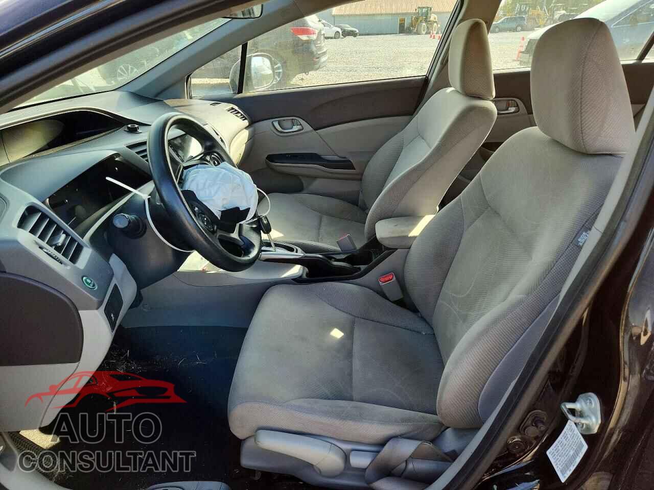 HONDA CIVIC 2012 - 19XFB2F58CE033214