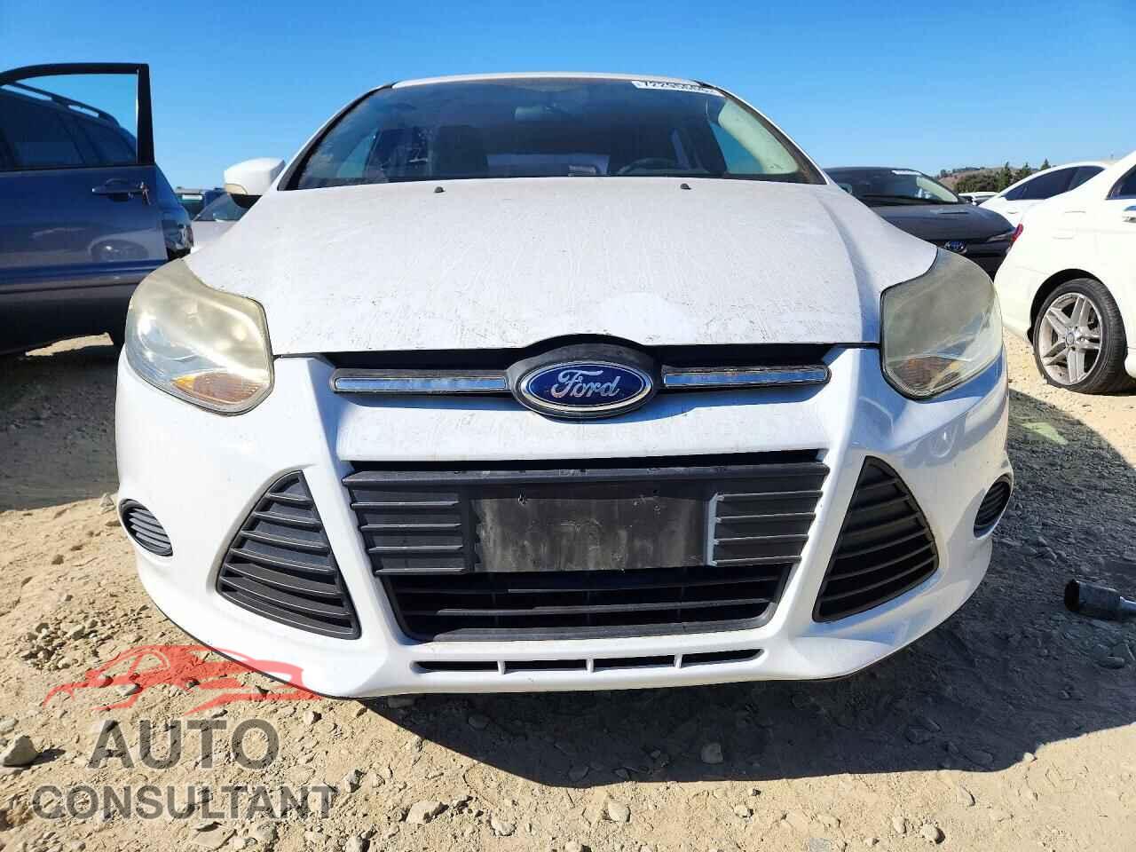 FORD FOCUS 2014 - 1FADP3K27EL144833