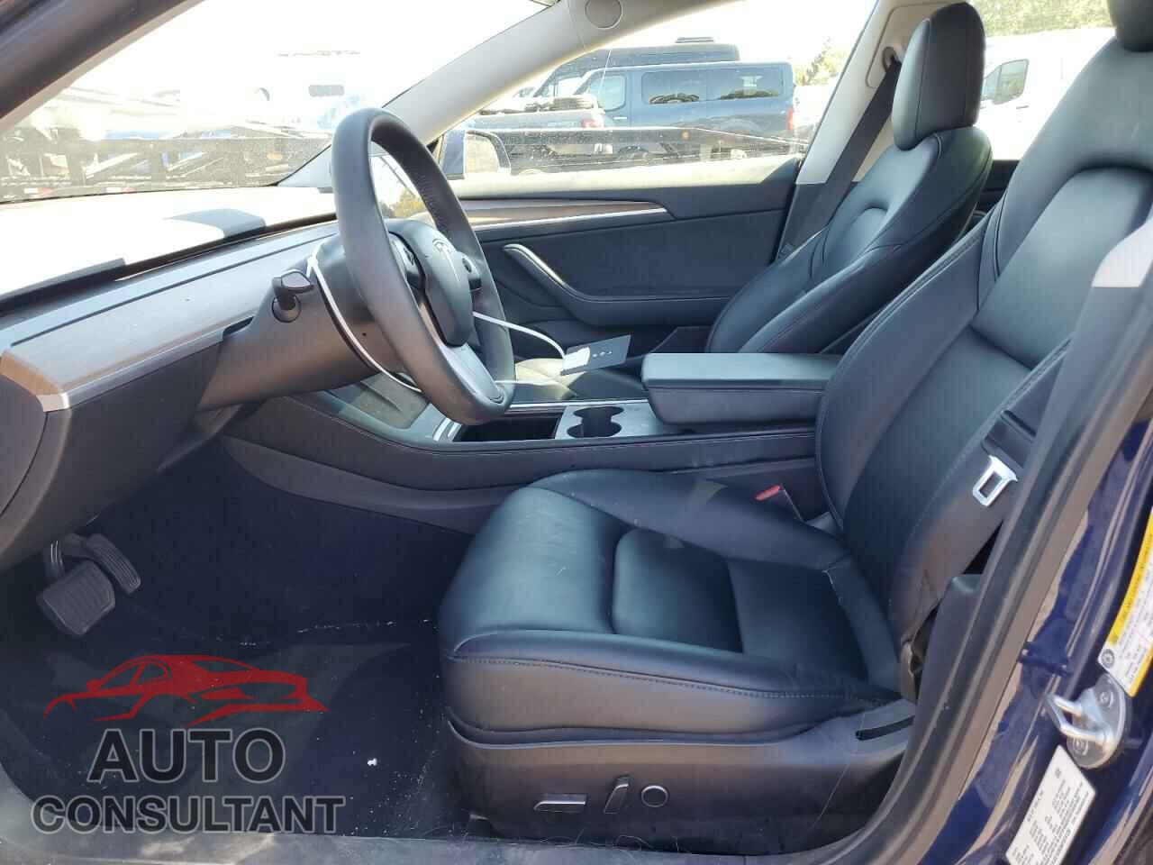 TESLA MODEL 3 2021 - 5YJ3E1EB8MF974136