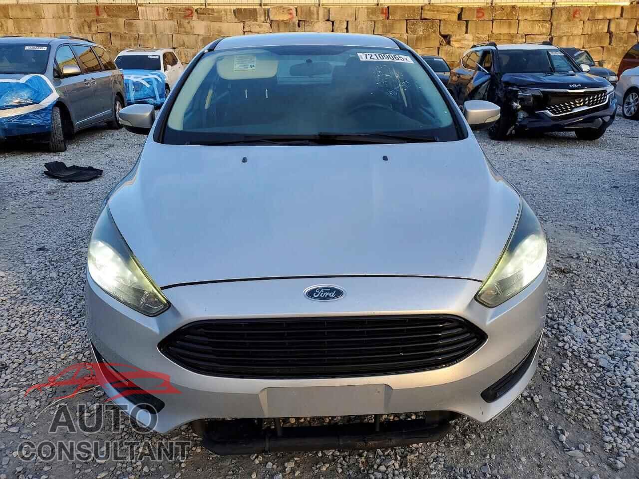 FORD FOCUS 2017 - 1FADP3FE5HL340360