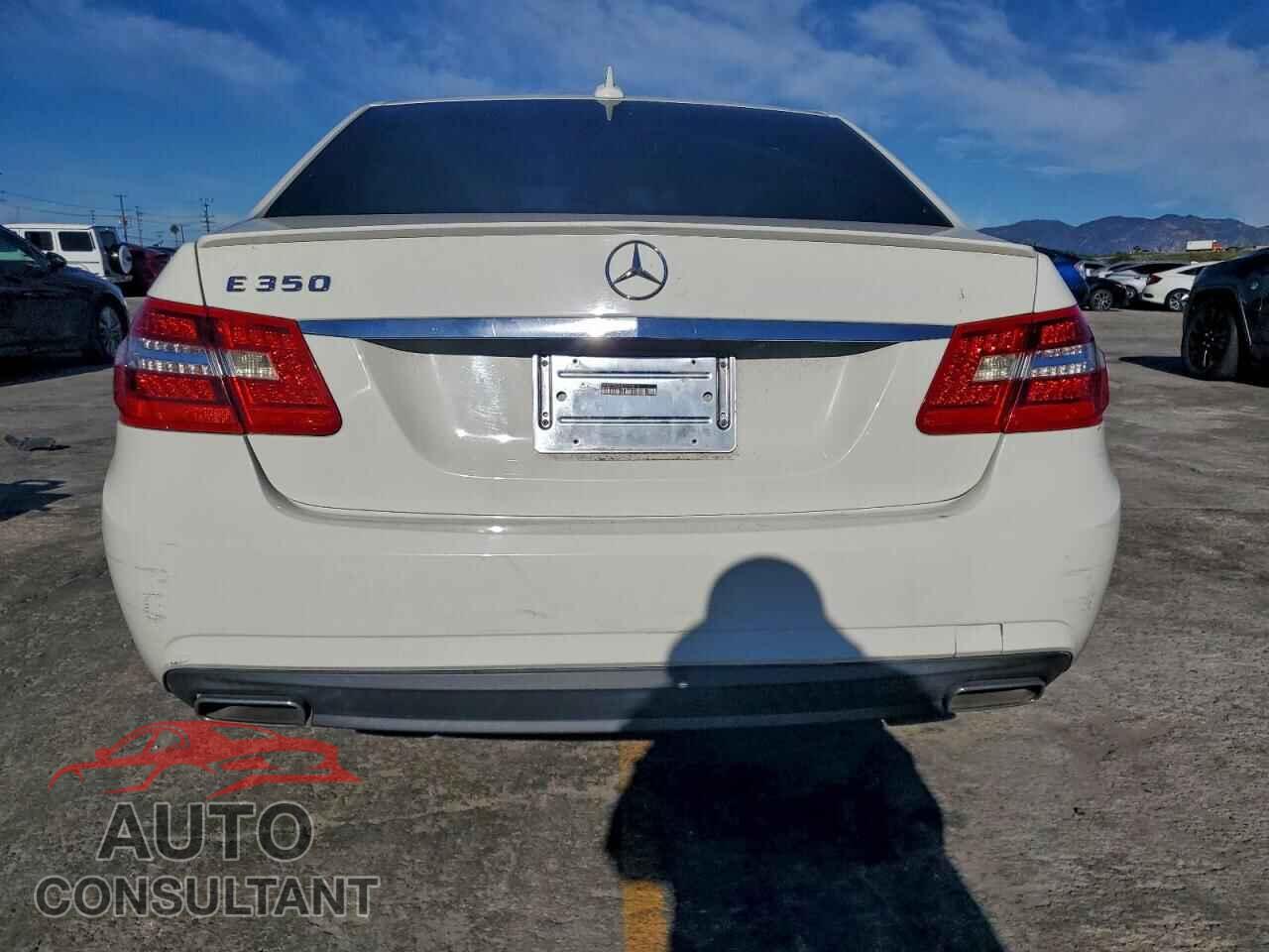 MERCEDES-BENZ E-CLASS 2012 - WDDHF5KBXCA553014