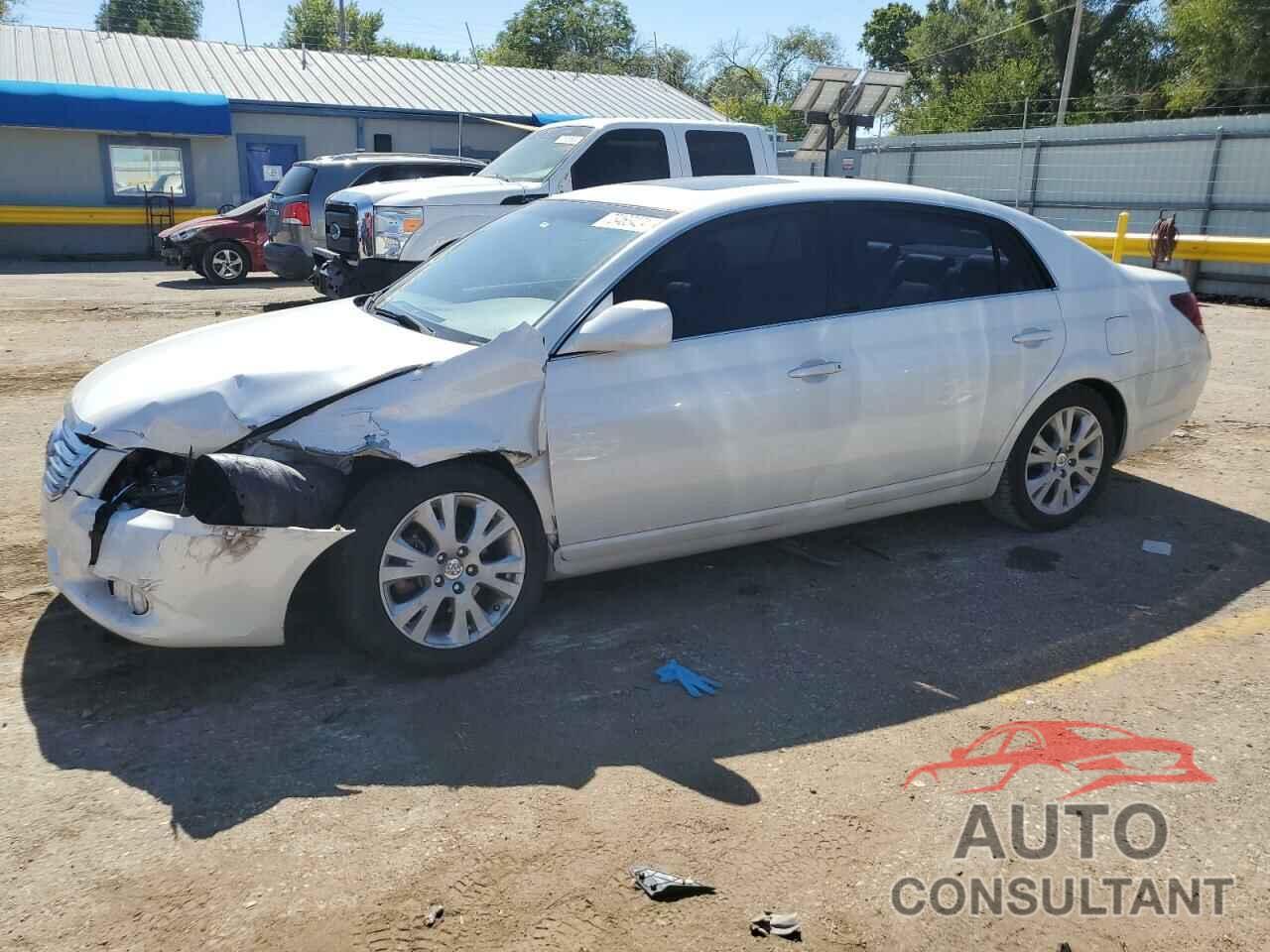 TOYOTA AVALON 2010 - 4T1BK3DB4AU352326