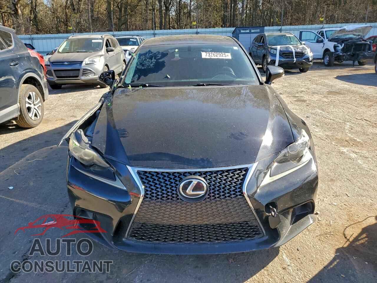 LEXUS IS 2014 - JTHCE1D22E5000266