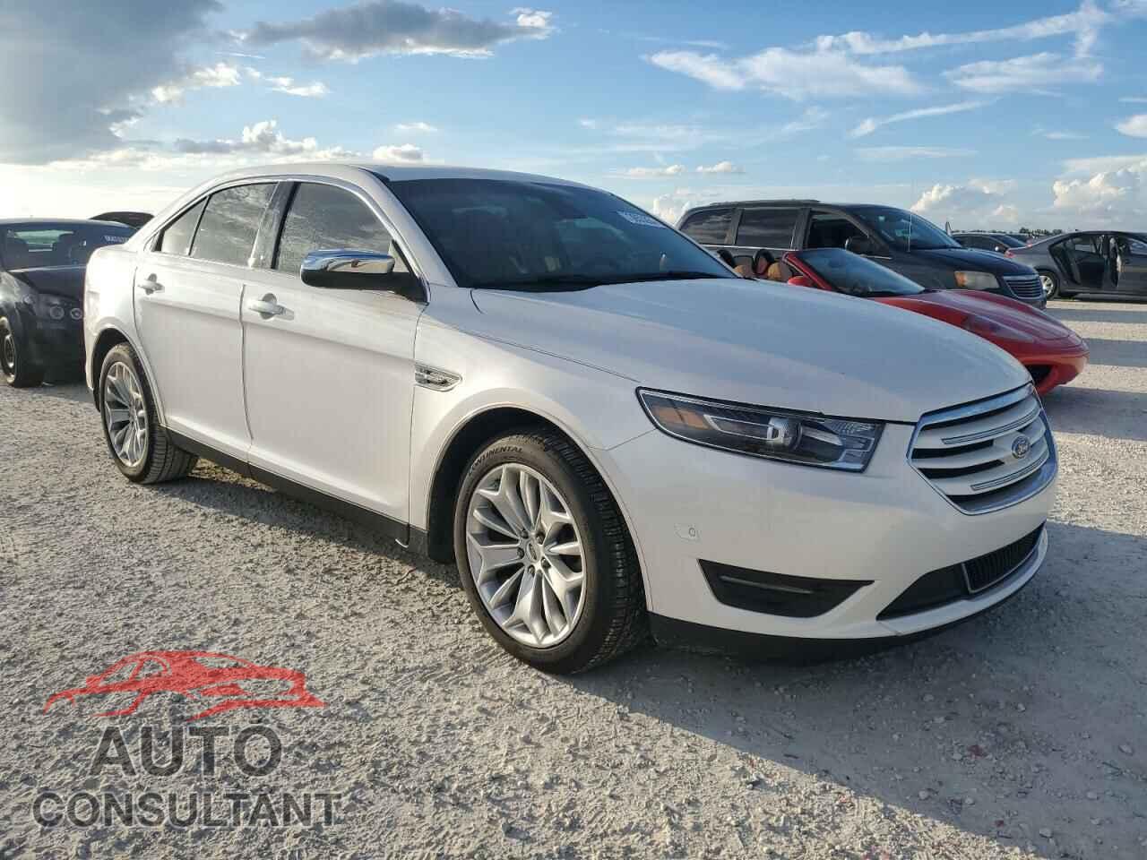 FORD TAURUS 2017 - 1FAHP2F83HG116566