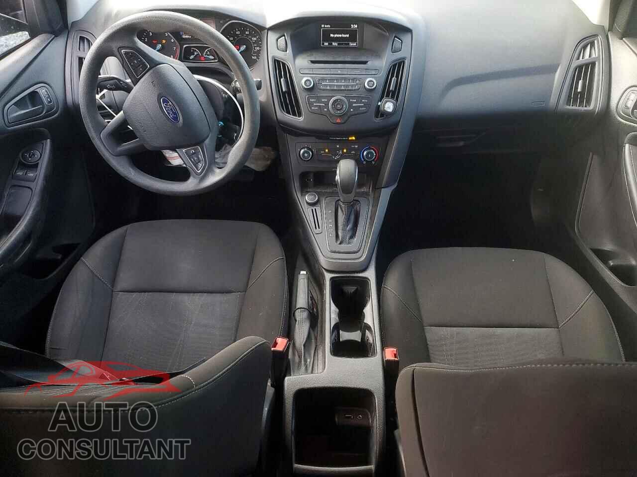FORD FOCUS 2016 - 1FADP3E28GL225631