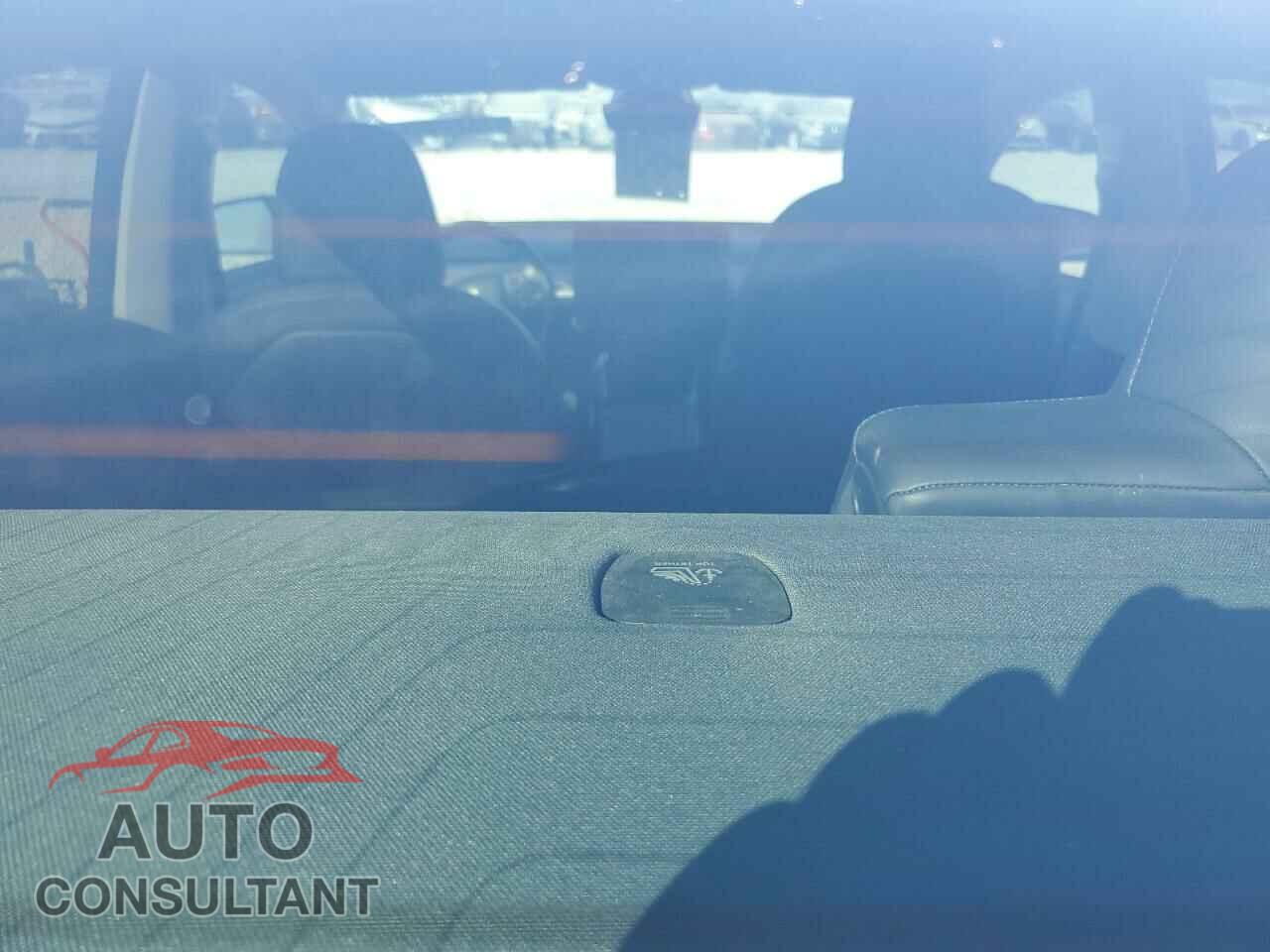 TESLA MODEL 3 2018 - 5YJ3E1EB7JF145151