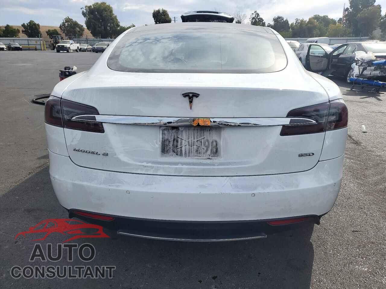 TESLA MODEL S 2015 - 5YJSA1H29FF091944