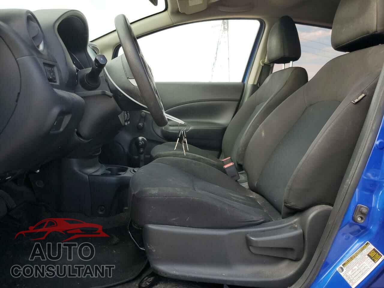 NISSAN VERSA 2016 - 3N1CE2CP5GL370685