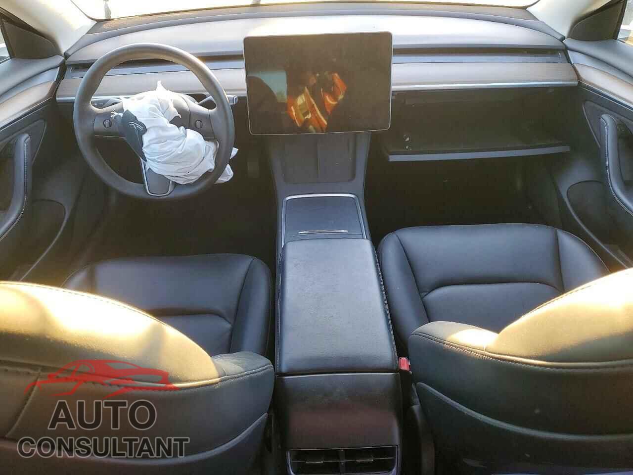 TESLA MODEL 3 2022 - 5YJ3E1EA7NF307521