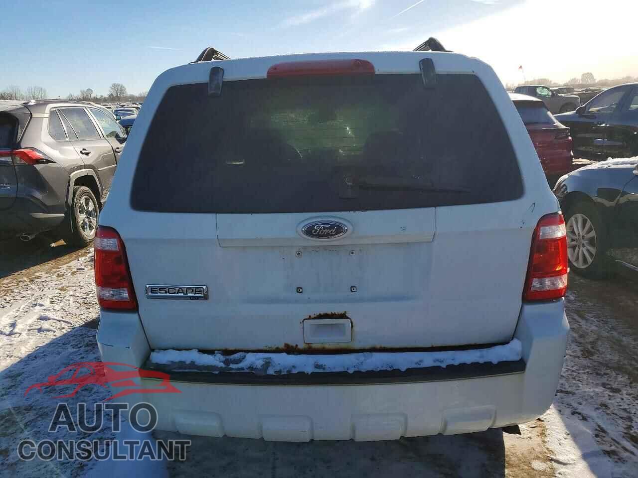FORD ESCAPE 2010 - 1FMCU0D74AKA30015