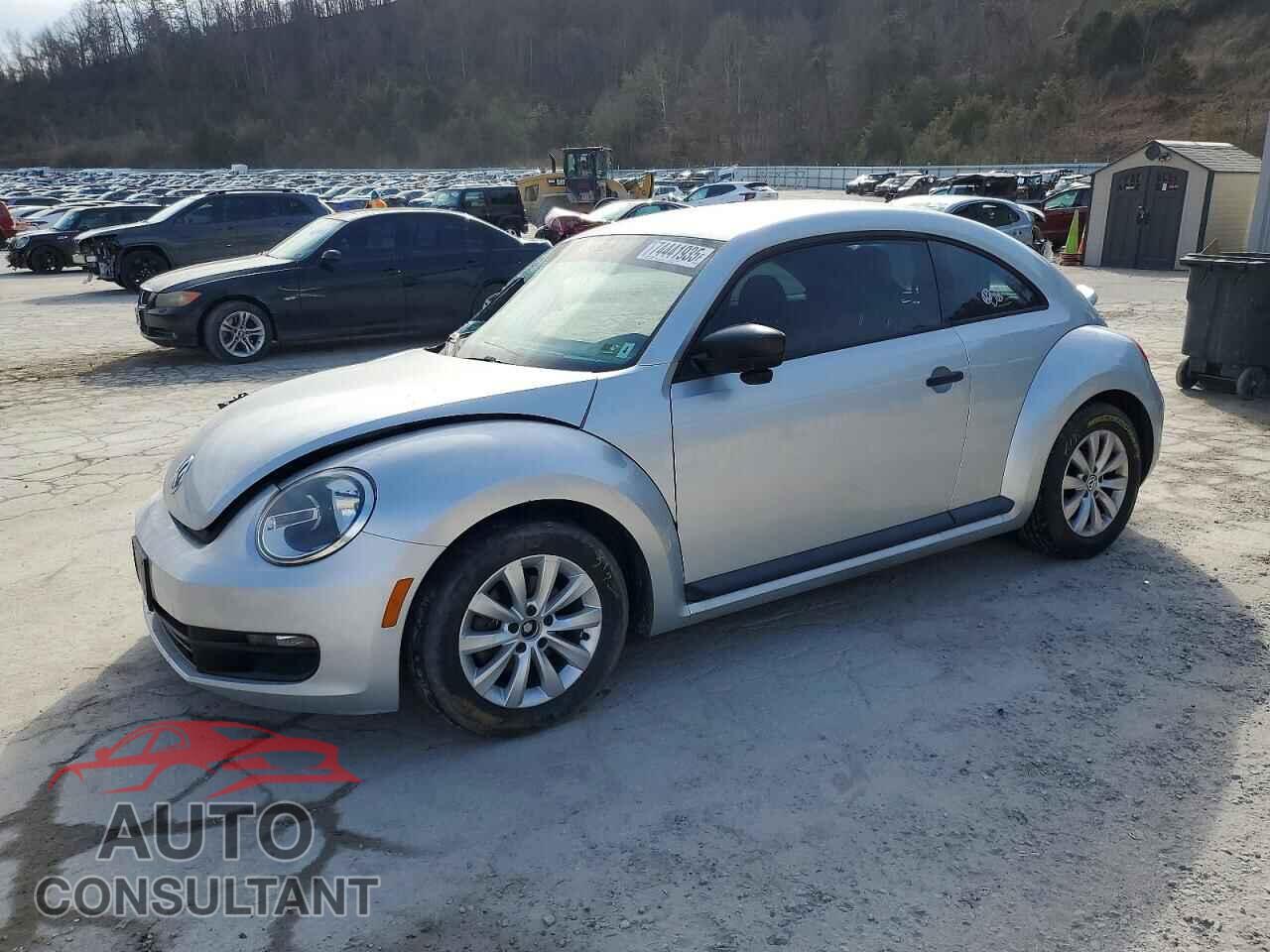 VOLKSWAGEN BEETLE 2014 - 3VWFP7AT0EM605418