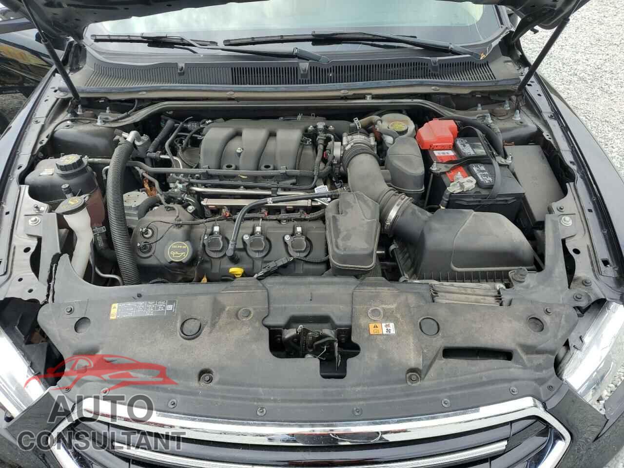 FORD TAURUS 2018 - 1FAHP2F8XJG124797