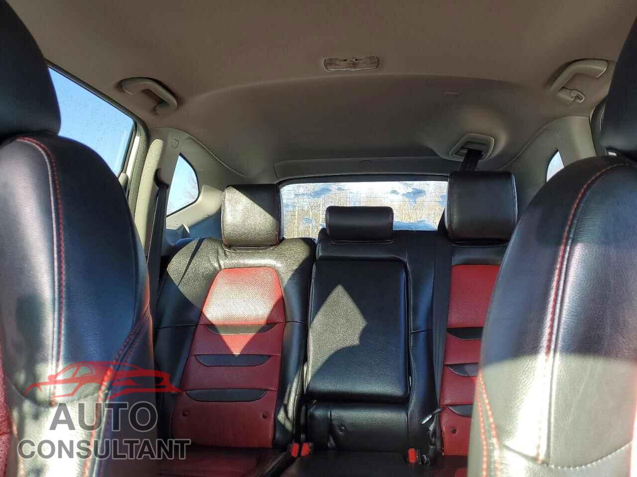 HONDA CRV 2017 - 5J6RW2H96HL028961