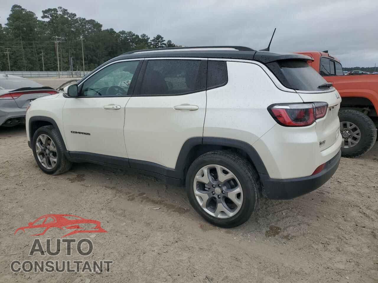 JEEP COMPASS 2018 - 3C4NJCCBXJT215181