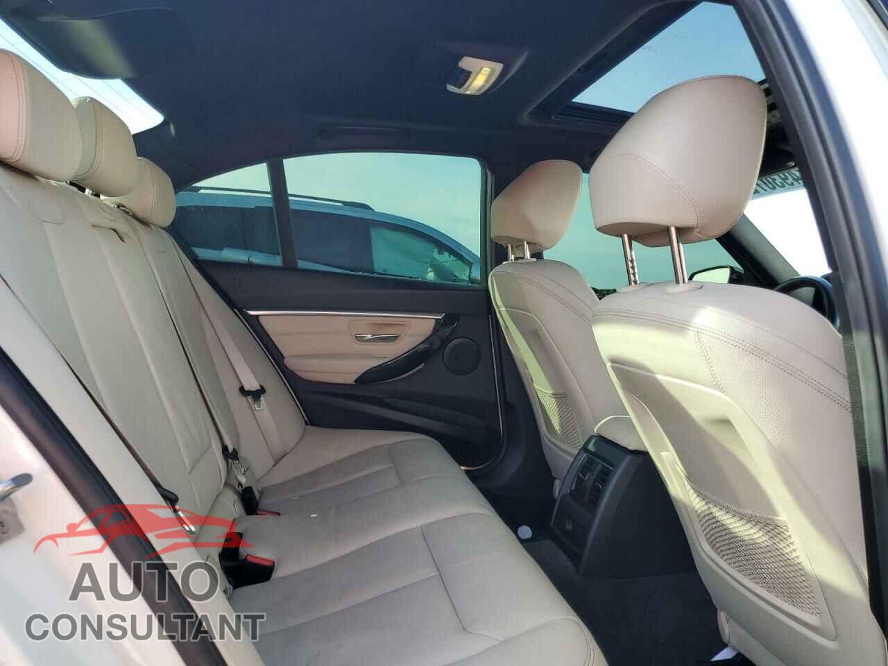 BMW 3 SERIES 2018 - WBA8B9C5XJEE83204