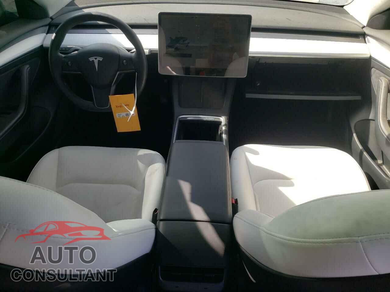 TESLA MODEL 3 2022 - 5YJ3E1EA2NF354701